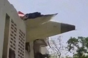 清徐印度一波音787客机坠毁机上242人、地面5名学生遇难！我驻印度使馆：机上无中国籍乘客