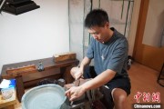 清徐成都“90后”小伙“十年磨一剑”：从爱好者到守艺人 传播中国文化